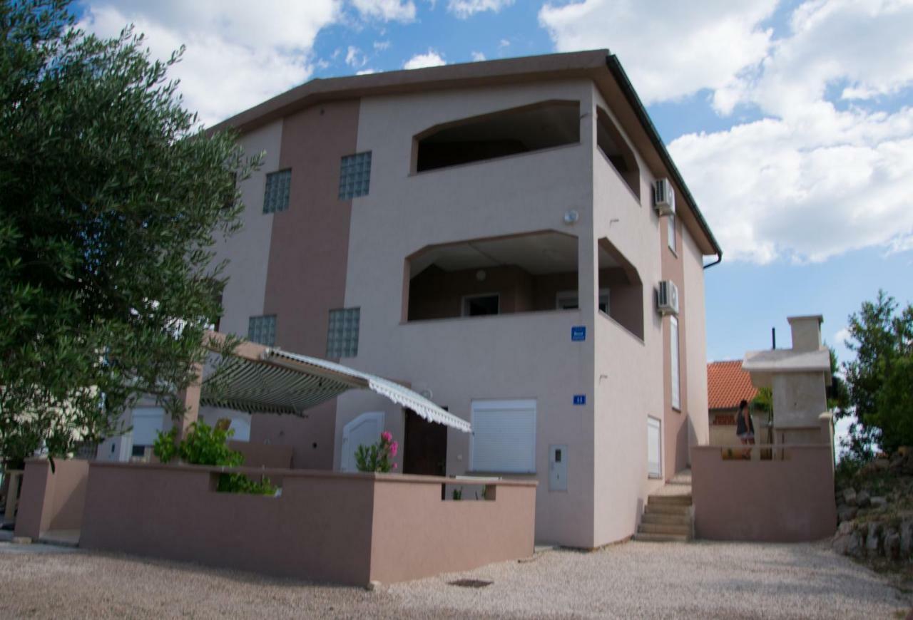 Apartmani Most Maslenica